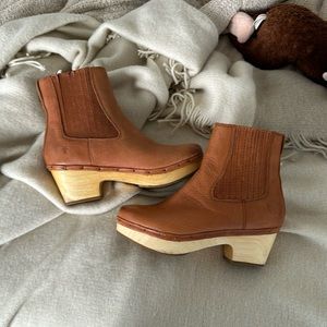 FRYE CLOG BOOTS 7